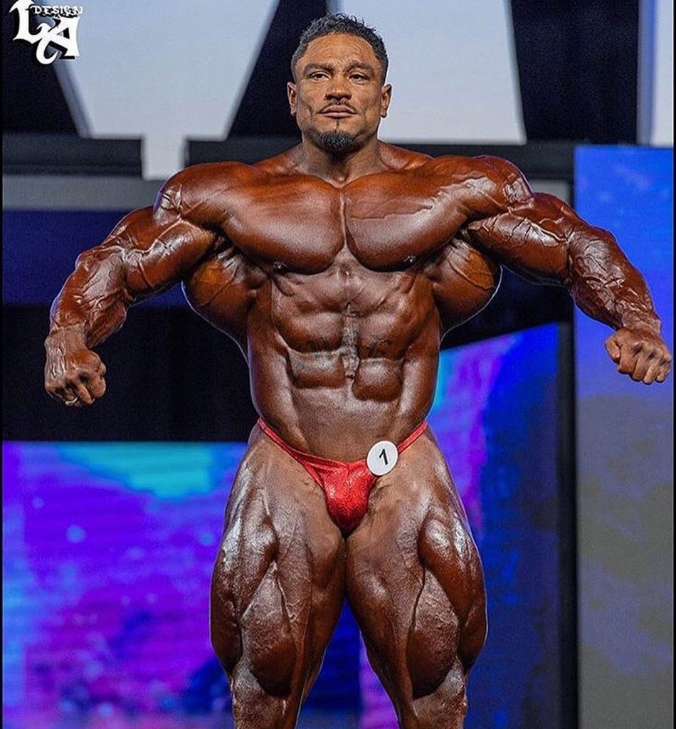 Roelly-Winklaar-950x1024.jpg