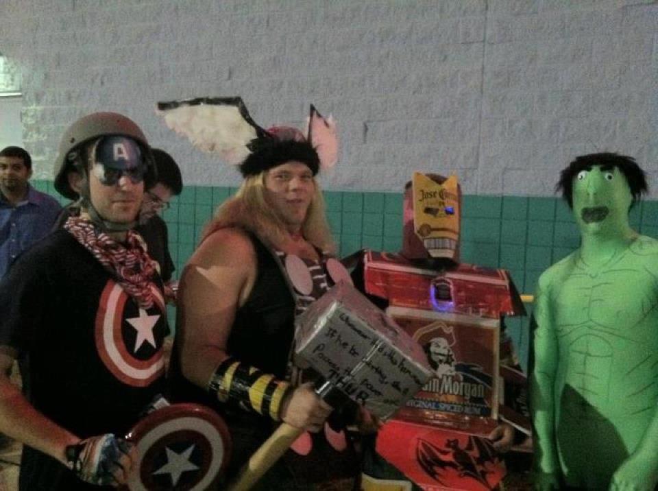 avengers-cosplay-hulk-rubbish-worst-13383368656.jpg